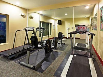 Express & By Ihg Hotel 2*
